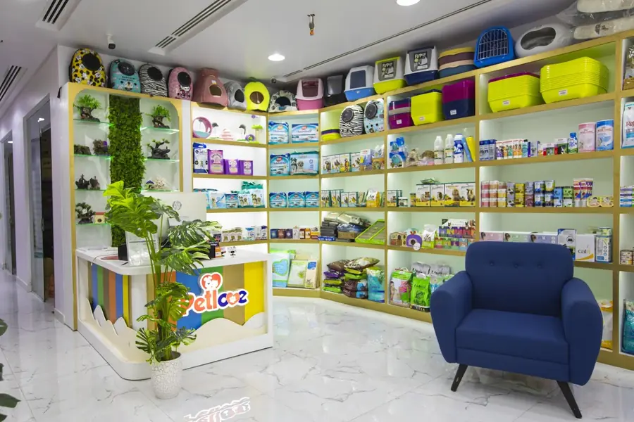 Pet food and treats on the Petlove shop shelves